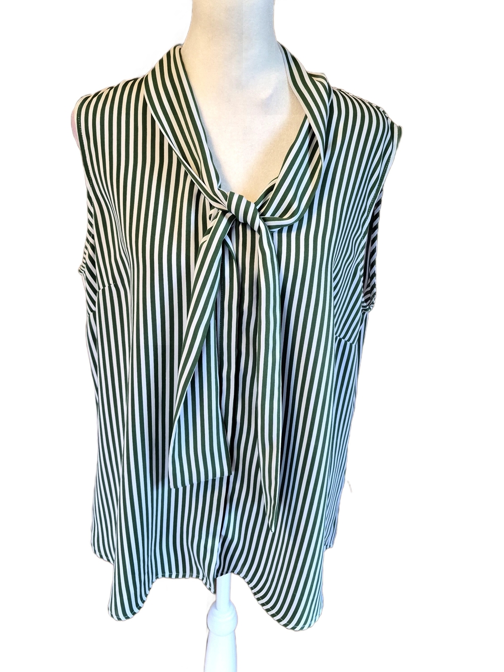 Liz Claiborne Green and White Striped Tie-Front Sleeveless Blouse